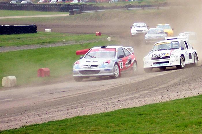 Lawrence Gibson&#039;s 6R4 finished second in the Superfinal at Lydden on Easter Monday 28-03-05 - all aginst much newer machinery as you can see.