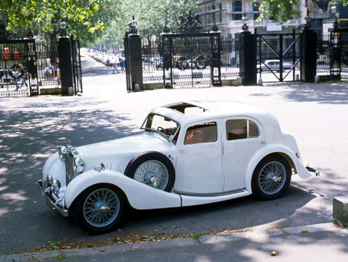 1939 VA Saloon
